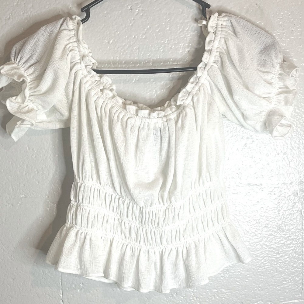 Forever 21 White Ruffled Shirt Small